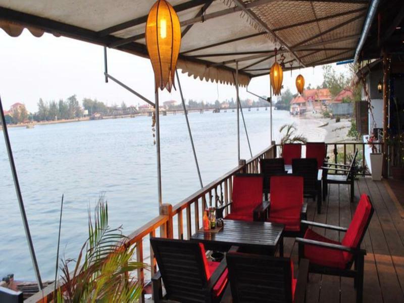 The River Lodge 캄폿 외부 사진